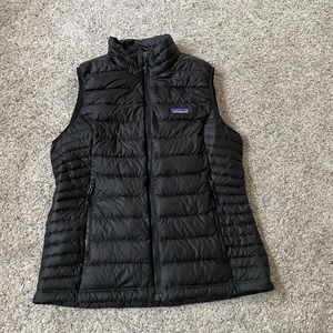 Patagonia Women’s Down Vest Size M Black